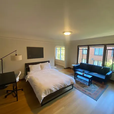 Furnished Apartments - Climate Pledge Arena Next Door